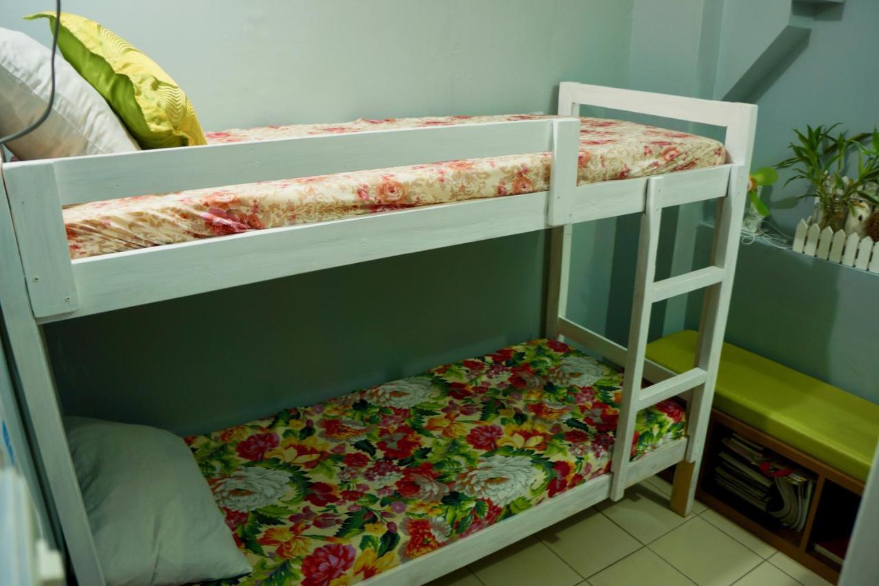 Хостел E Transient Paranaque City Екстер'єр фото